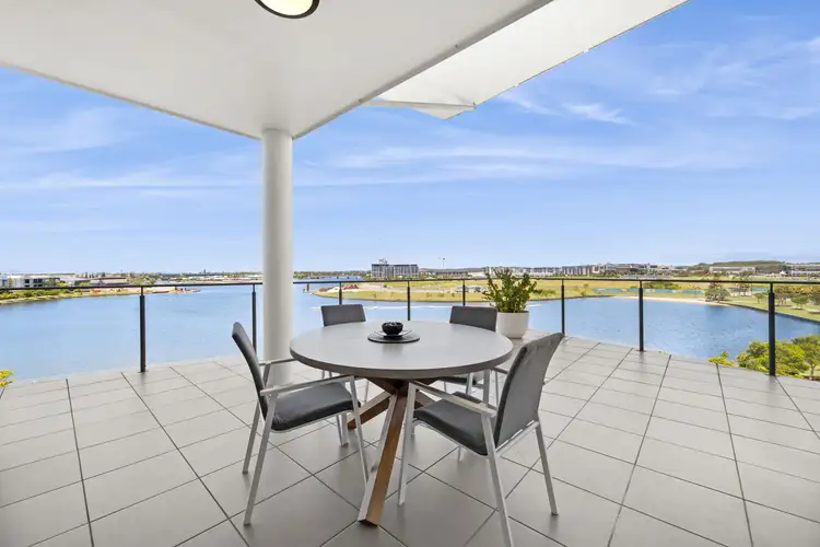 240/21 Innovation Parkway, Birtinya QLD 4575