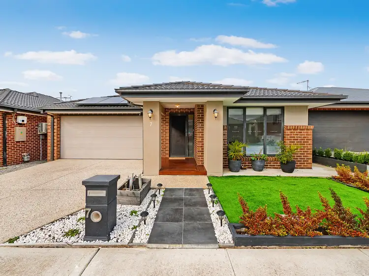 Main view of Homely house listing, 7 Kamona Street, Clyde VIC 3978
