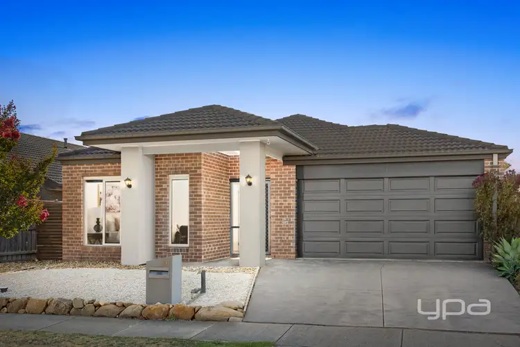 20 Whitecaps Avenue, Point Cook VIC 3030