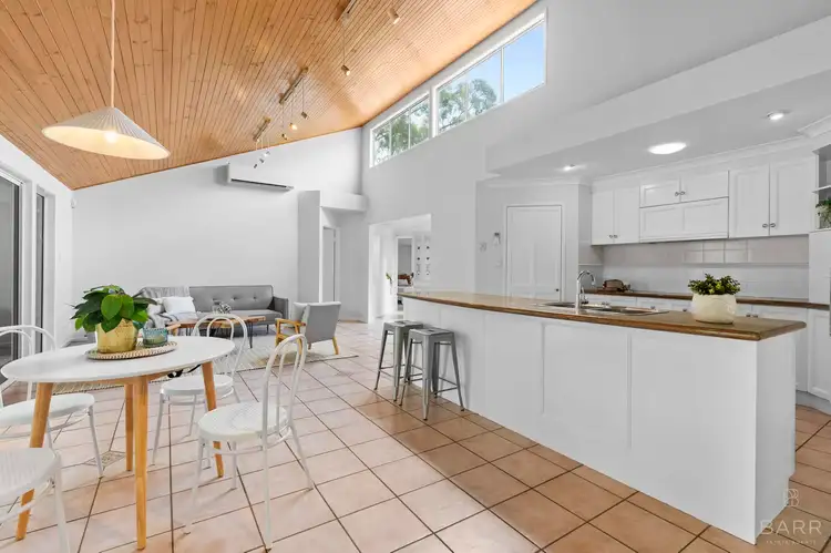 178 College Road, Karana Downs QLD 4306