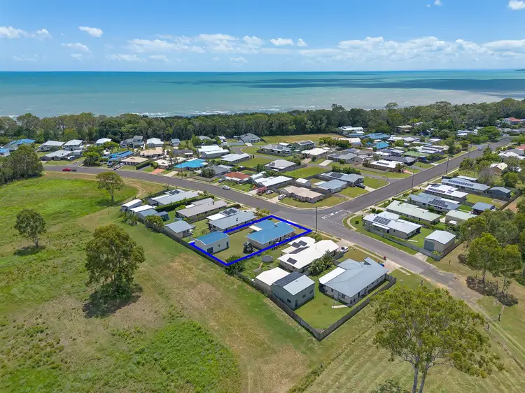 197 Kingfisher Parade, Toogoom QLD 4655
