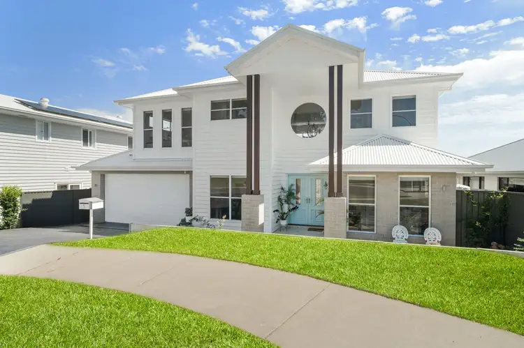 5 Sandalwood Close