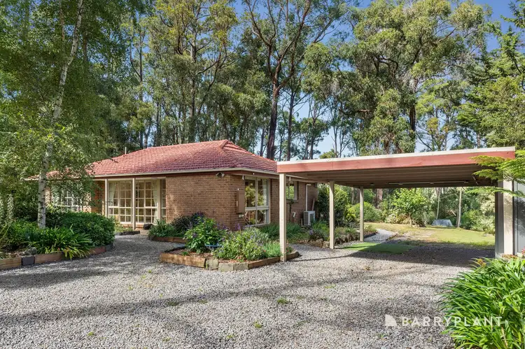 53 Fern Glade Drive, Emerald VIC 3782