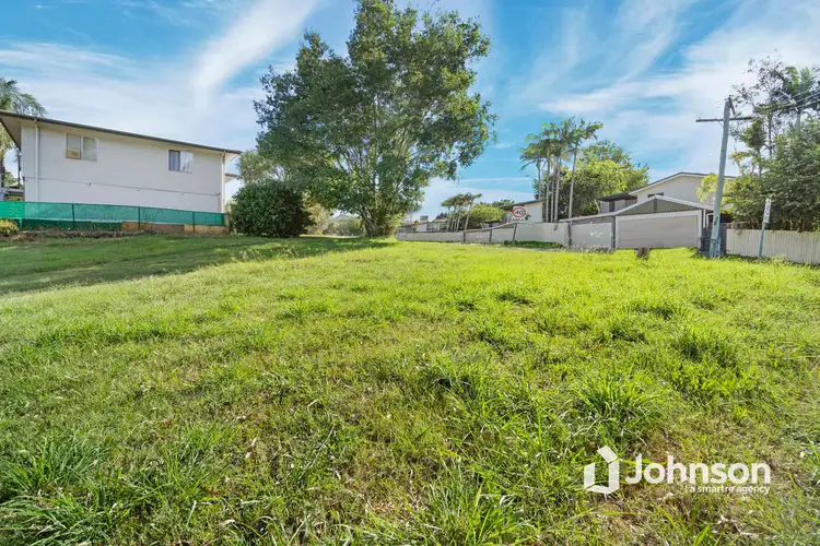 33 David Street, North Booval QLD 4304