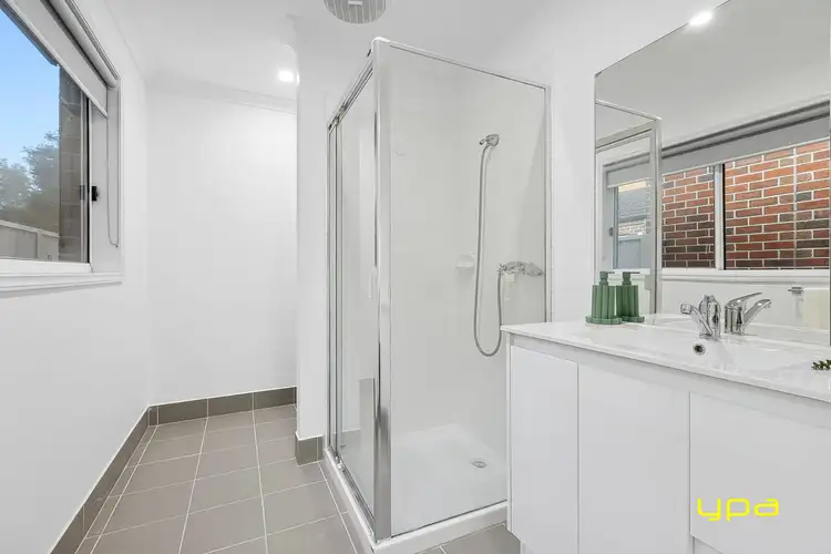 Fifth view of Homely house listing, 6 Wonboyn Close, Pakenham VIC 3810