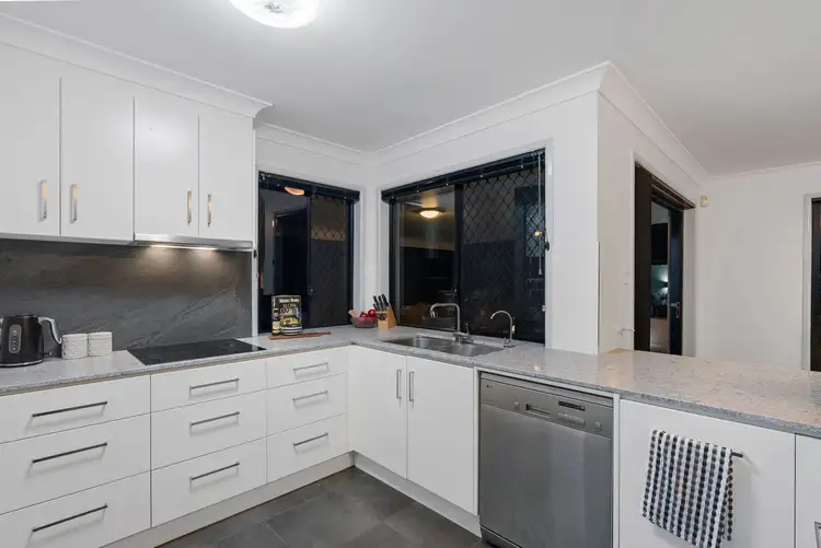 Sixth view of Homely house listing, 5 Myrtle Place, Albany Creek QLD 4035