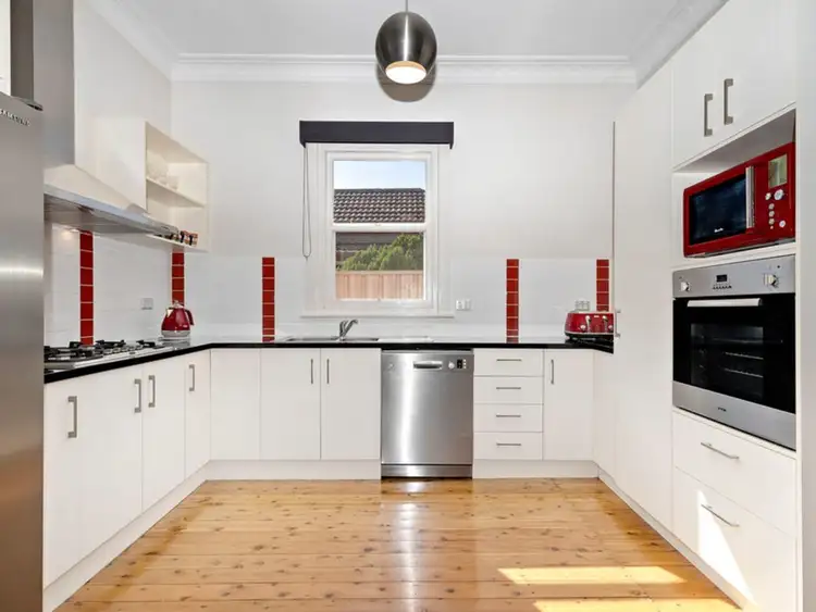Second view of Homely unit listing, 1/147 Lawrence Street, Wodonga VIC 3690