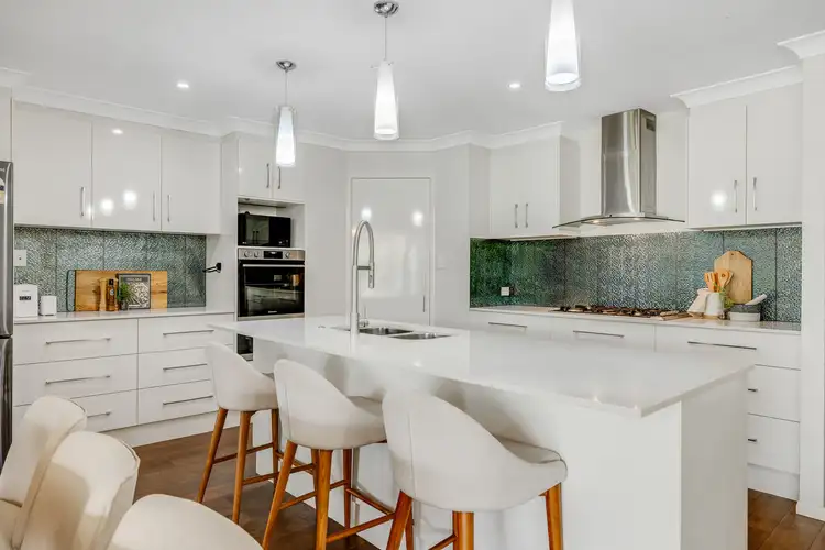 Sixth view of Homely house listing, 2 Bernard Court, Highfields QLD 4352