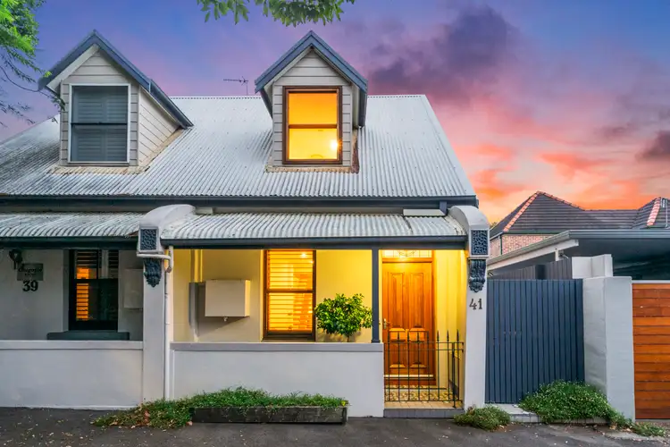 41 Bull Street, Cooks Hill NSW 2300