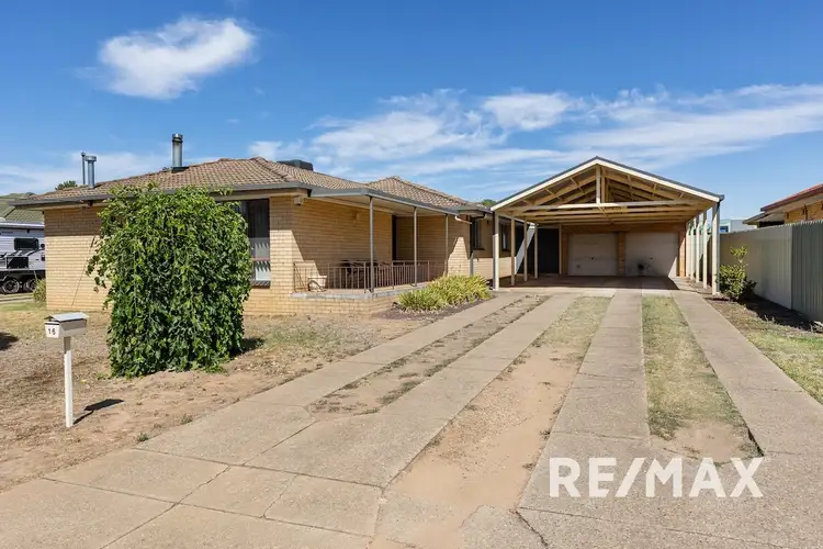 16 Graham Street, Lake Albert NSW 2650