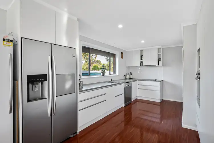 32 Kathryn Drive, Morphett Vale SA 5162