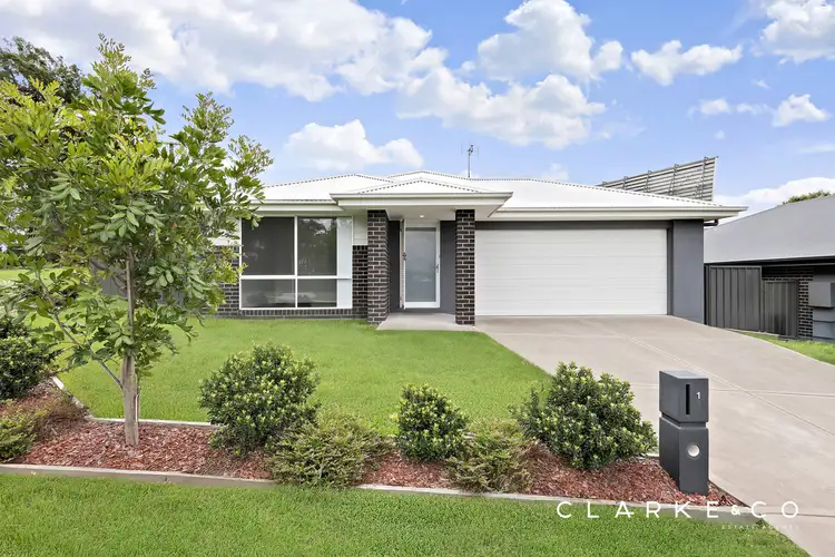 1 Augusta Close, Heddon Greta NSW 2321