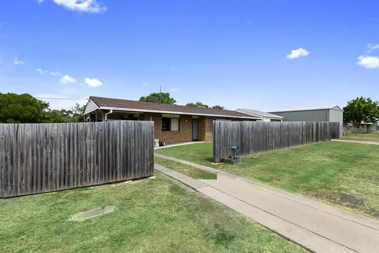 31 Park Street, Urangan QLD 4655