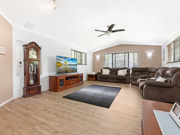 Fifth view of Homely house listing, 19 Meadow Drive, Dundowran Beach QLD 4655