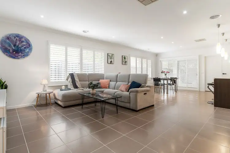 Fifth view of Homely house listing, 21/2 Barton Drive, Sandhurst VIC 3977