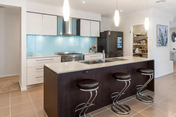 Sixth view of Homely house listing, 21/2 Barton Drive, Sandhurst VIC 3977