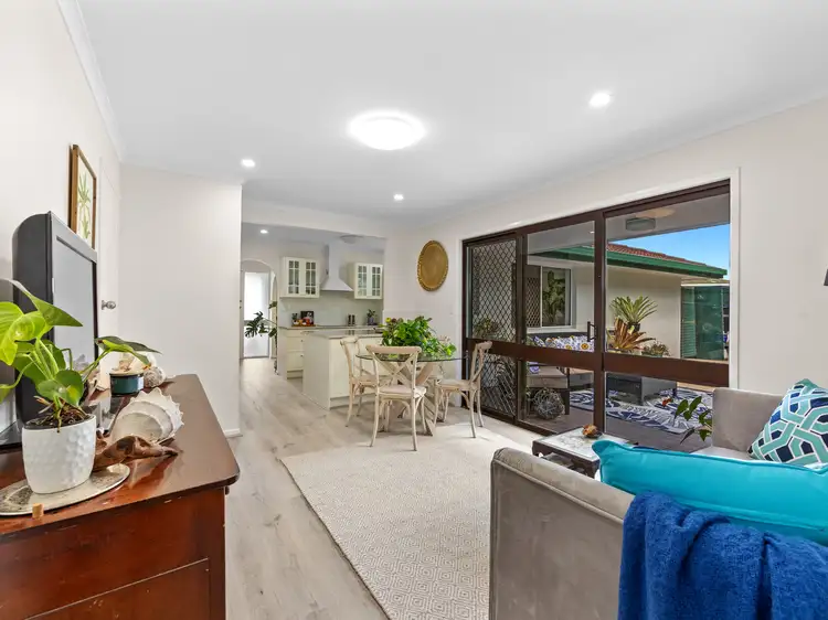 43 Sirocco Street, Jamboree Heights QLD 4074