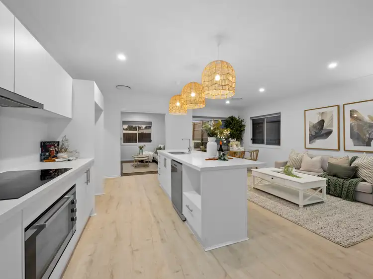 Fifth view of Homely house listing, 4 Cambridge Way, Ripley QLD 4306