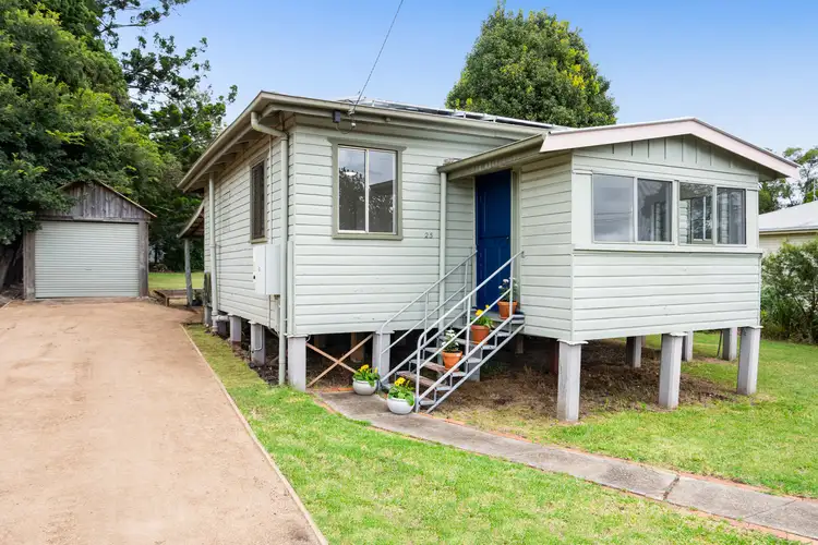 25 Whichello Street, Newtown QLD 4350