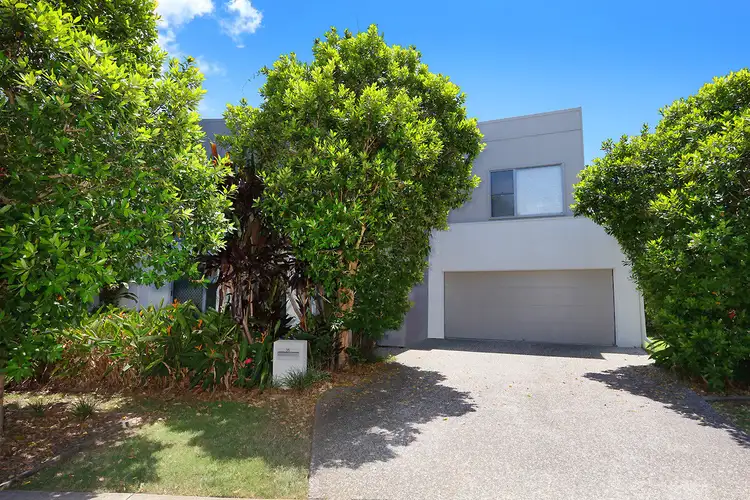 35 Azure Way, Hope Island QLD 4212