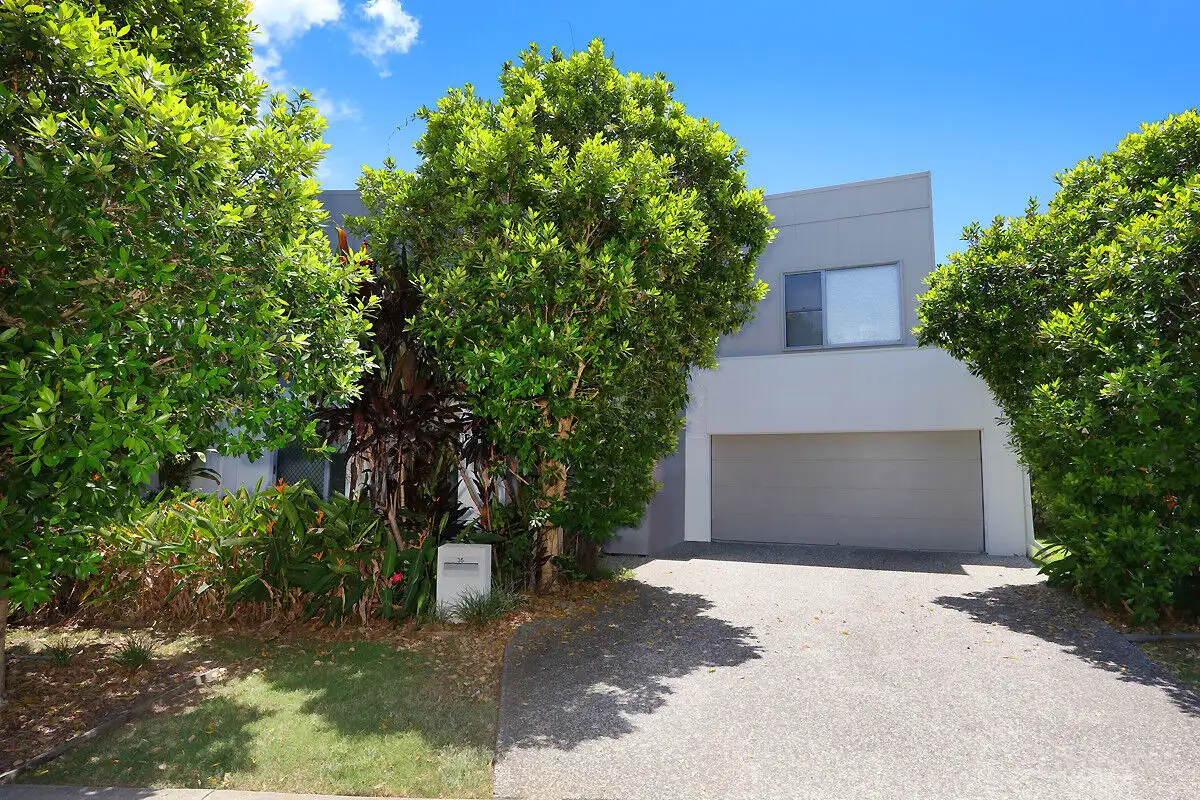 Main view of Homely townhouse listing, 35 Azure Way, Hope Island QLD 4212