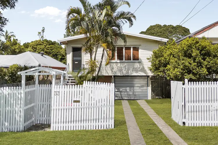 33 Arundal Street, Brighton QLD 4017