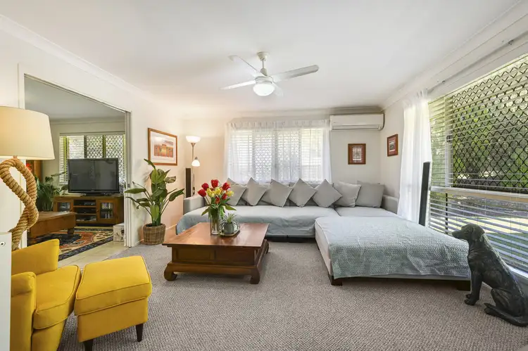 8 Parkway Drive, Highfields QLD 4352