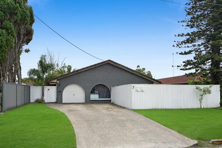 Second view of Homely house listing, 7 Walker Avenue, Palm Beach QLD 4221
