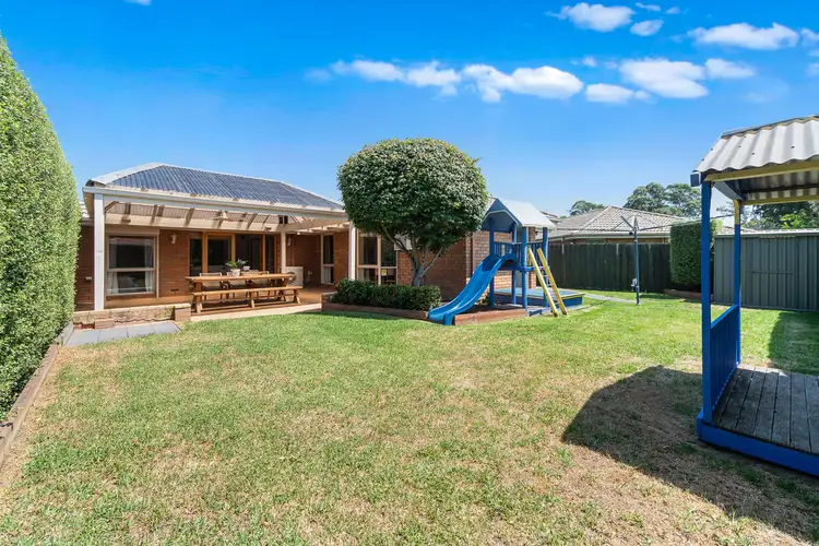 Second view of Homely house listing, 17 Deborah Court, Skye VIC 3977