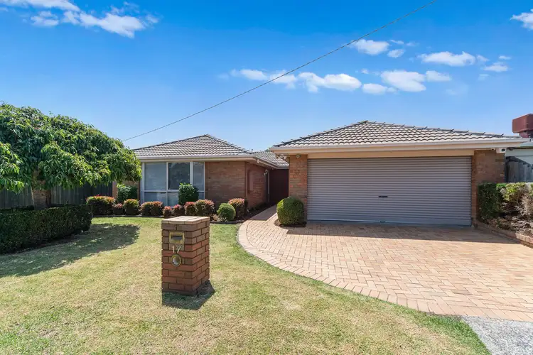 Third view of Homely house listing, 17 Deborah Court, Skye VIC 3977
