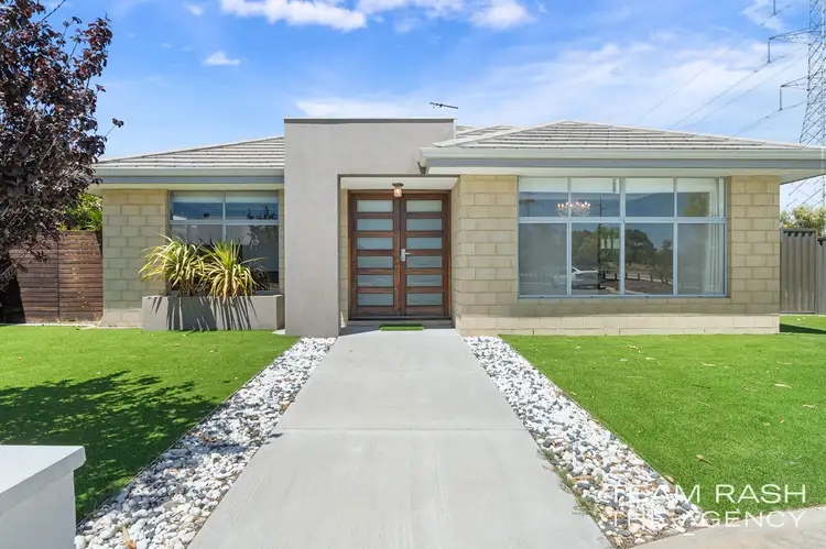 17 Eolian Loop, Dayton WA 6055