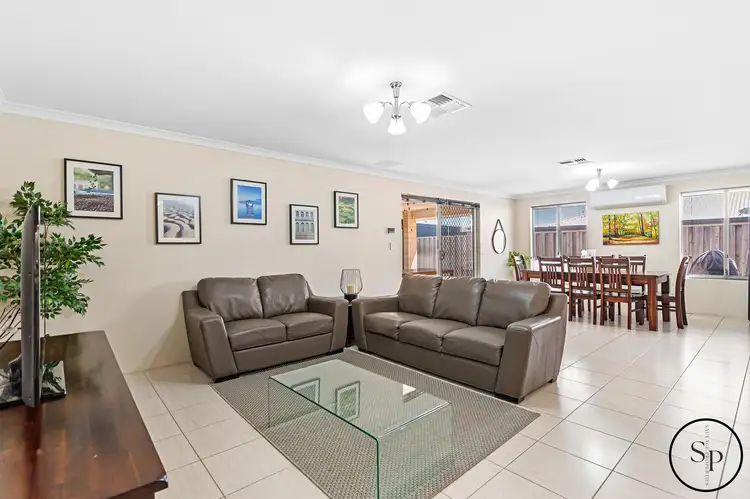 32 Carissa Turn, Halls Head WA 6210