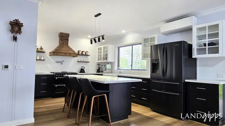 Second view of Homely house listing, 9 Dallas Court, Warragul VIC 3820