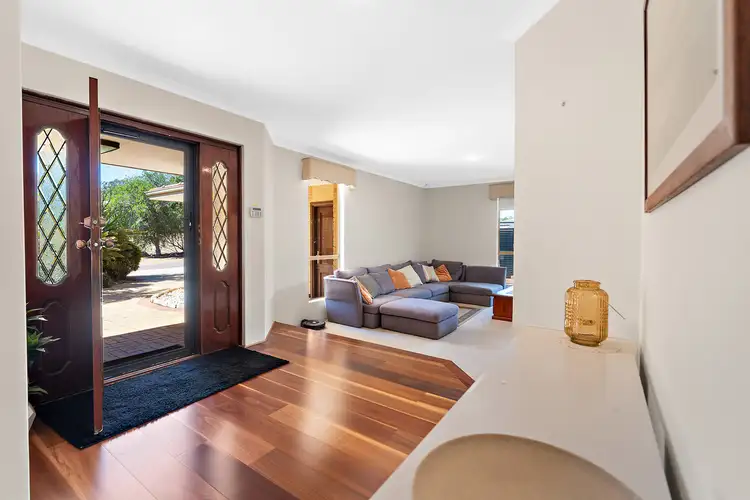 Fourth view of Homely house listing, 6 Higgins Place, Mount Nasura WA 6112
