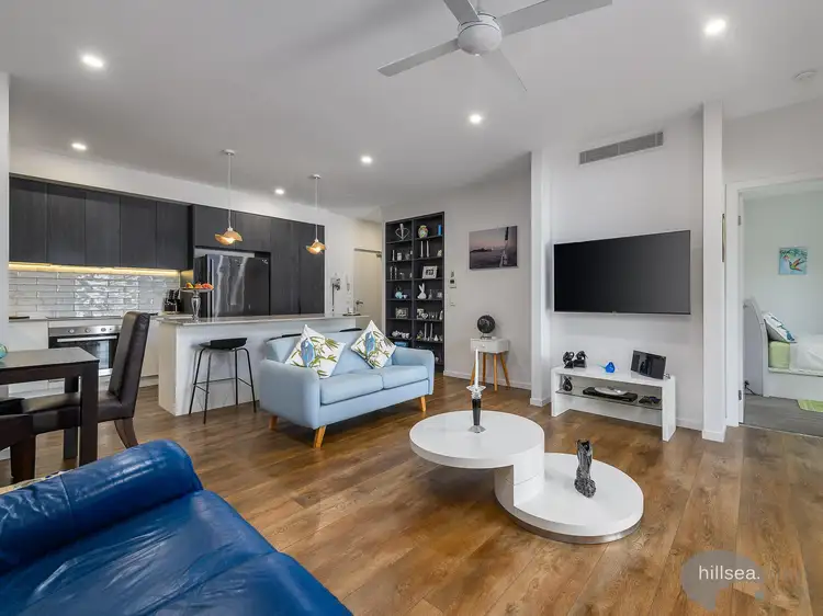 30 Careel Close