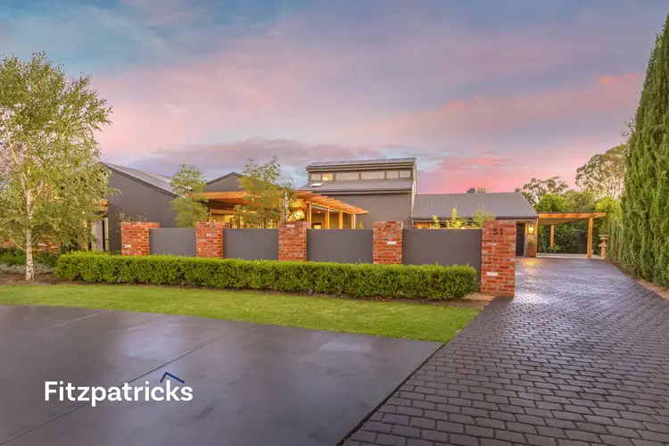 51 Balmoral Crescent, Lake Albert NSW 2650