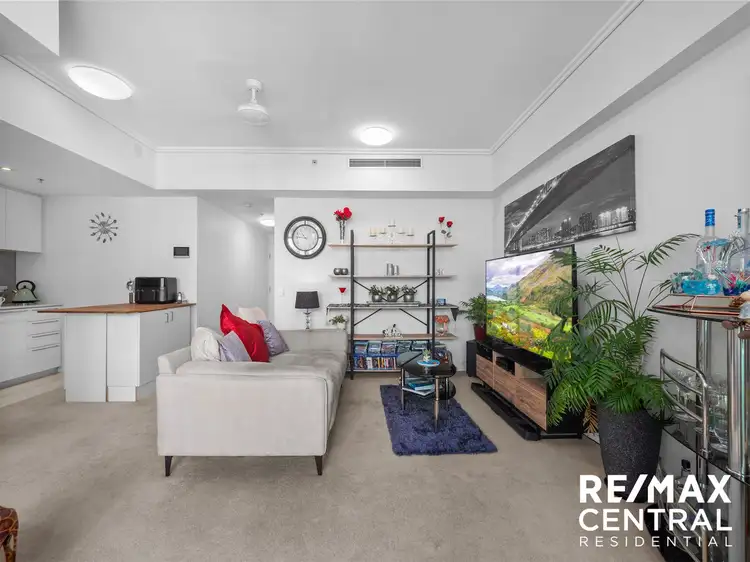 Second view of Homely apartment listing, Level 17/8 Hercules Street, Hamilton QLD 4007