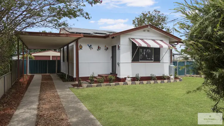 8 Stewart Avenue, Tamworth NSW 2340