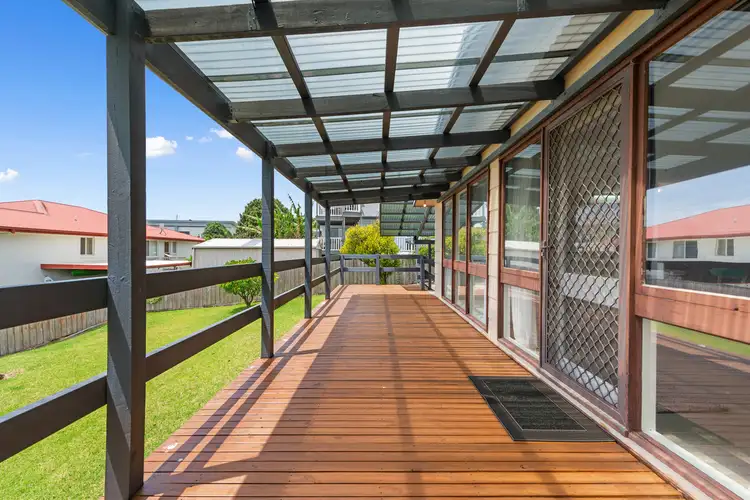 7 Hillcrest Way, Lake Tyers Beach VIC 3909