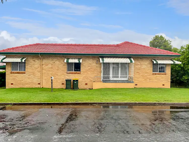 2 George Street