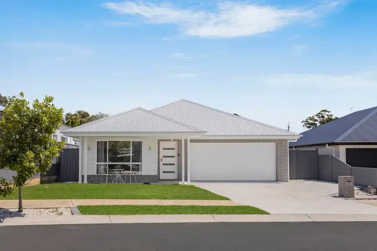 8 Janice Drive, Tahmoor NSW 2573
