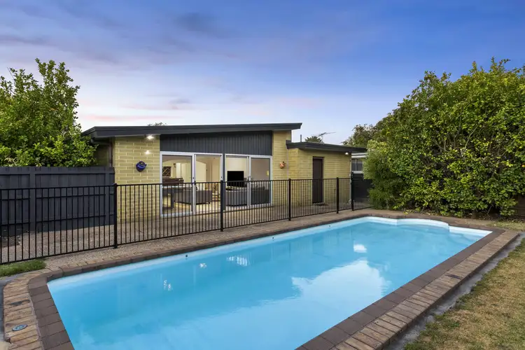 7 Glen Drive, Rye VIC 3941