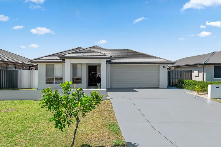 29 Rosemary Street, Fern Bay NSW 2295