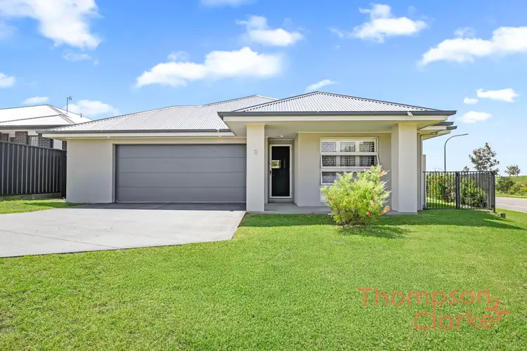 2 Silkstone Street, Farley NSW 2320
