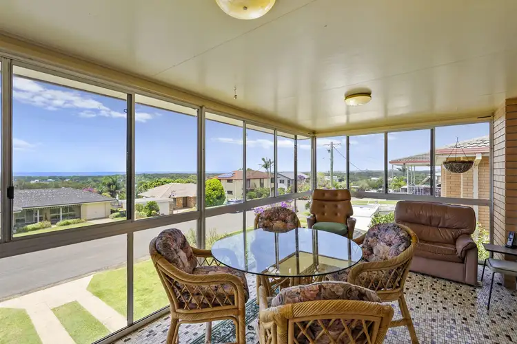 17 Summit Drive, Banora Point NSW 2486