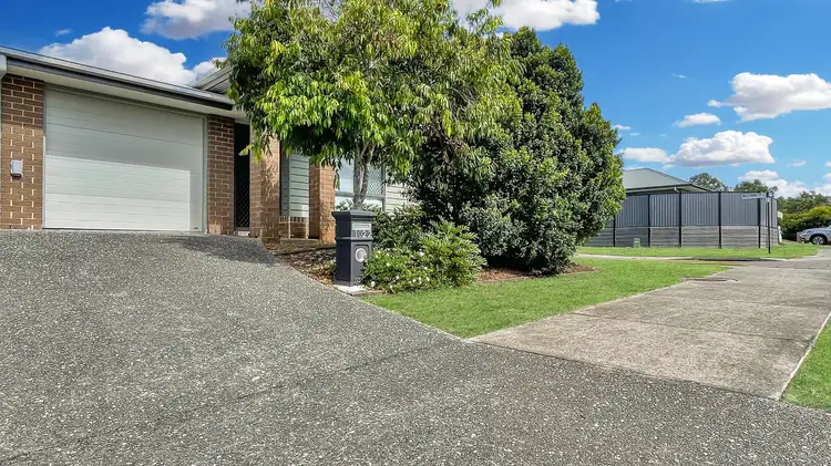 102 Grand Tce