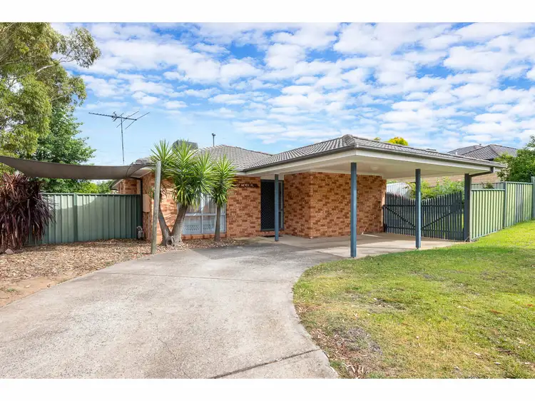 27 Meyer Place, Thurgoona NSW 2640