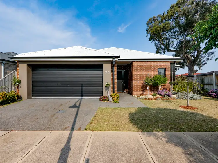 74 Woondella Boulevard, Sale VIC 3850