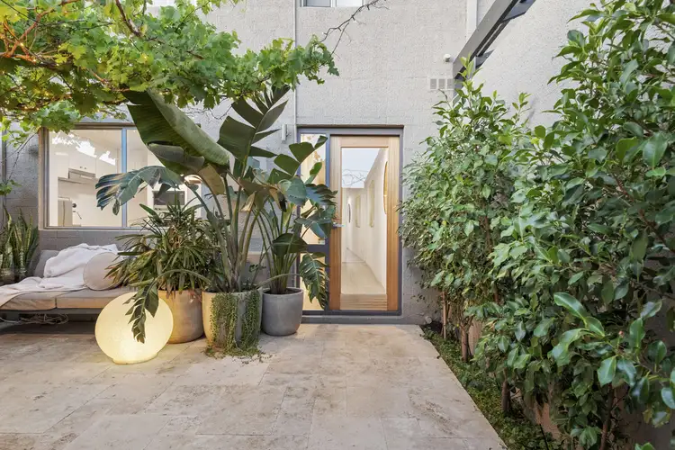 11/3 Rockett Lane, Cottesloe WA 6011