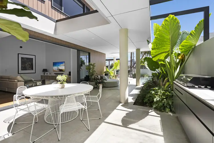 70 Acanthus Avenue